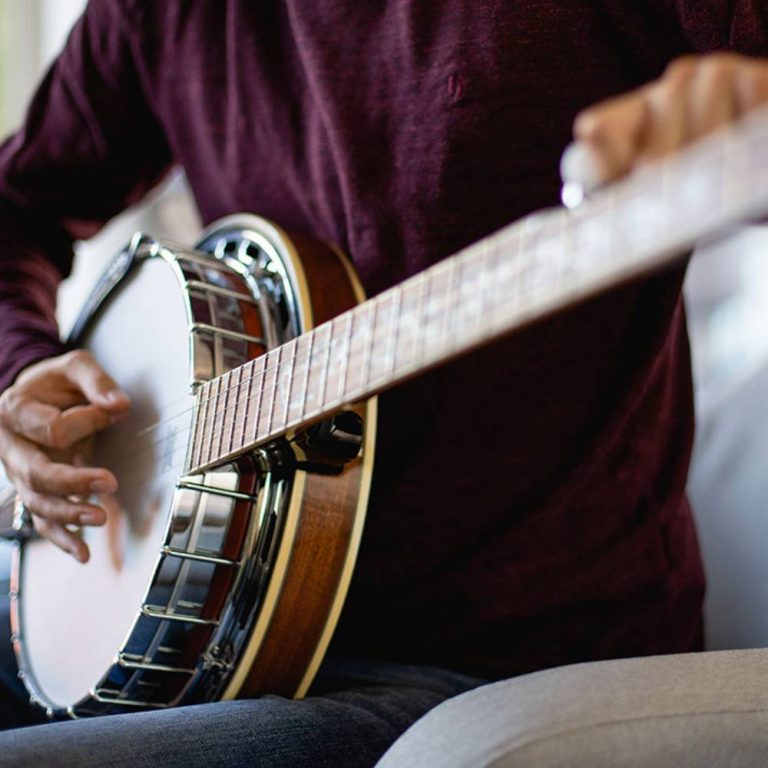 How To Tune A Banjo (Ultimate Beginner's Guide) - AOL Radio Blog